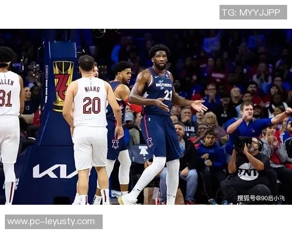 大帝归来恩比德季前赛首秀在76人对阵森林狼的比赛中震撼登场