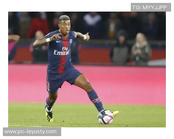 西班牙中场新星切玛20岁被比作罗德里期待未来能追赶其水平