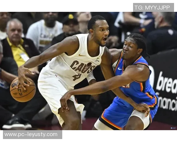 小莫布里表现平平16投仅中6得14分8板5助3断1帽正负值13